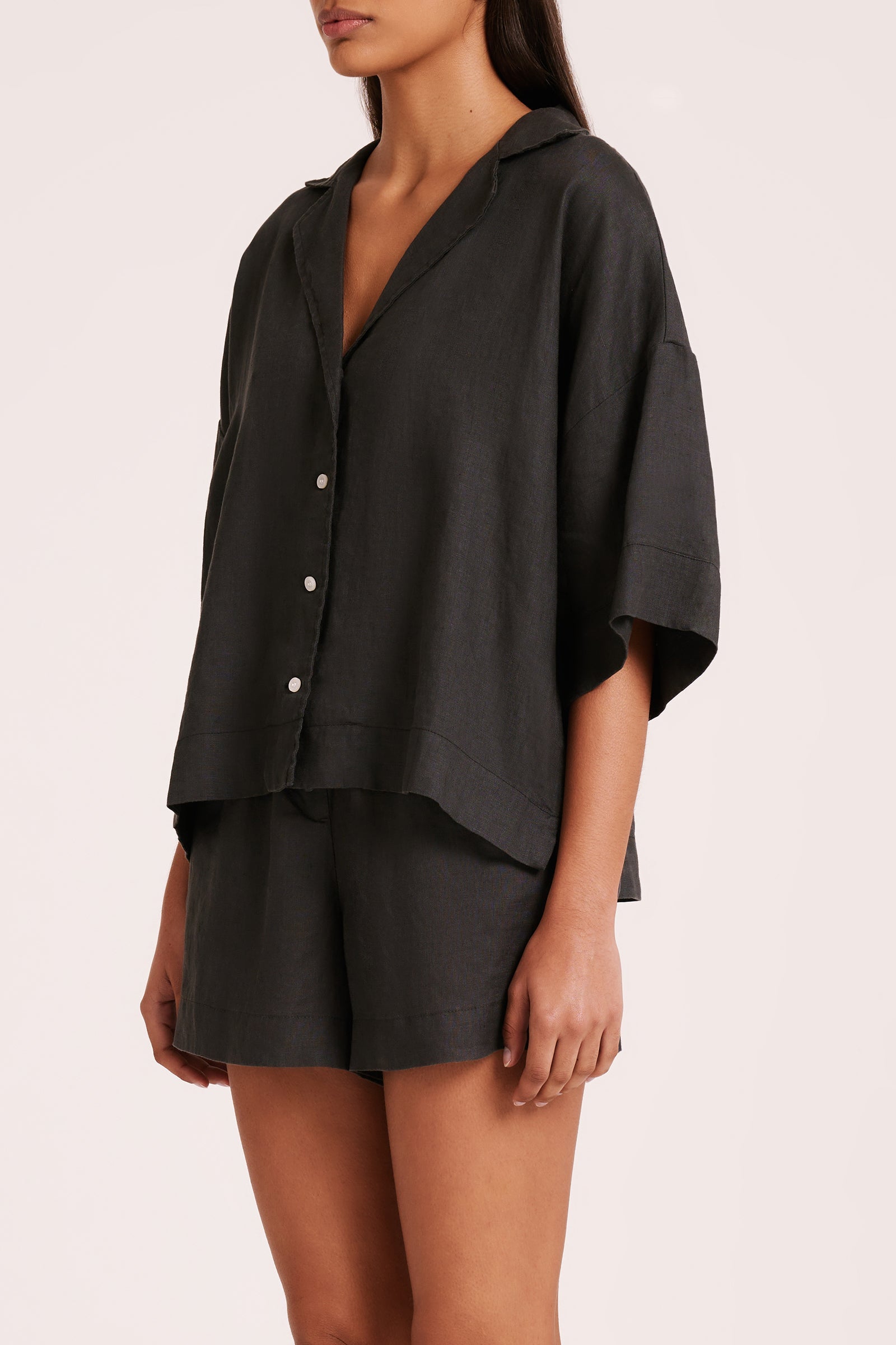 Lounge Linen Shirt Coal 