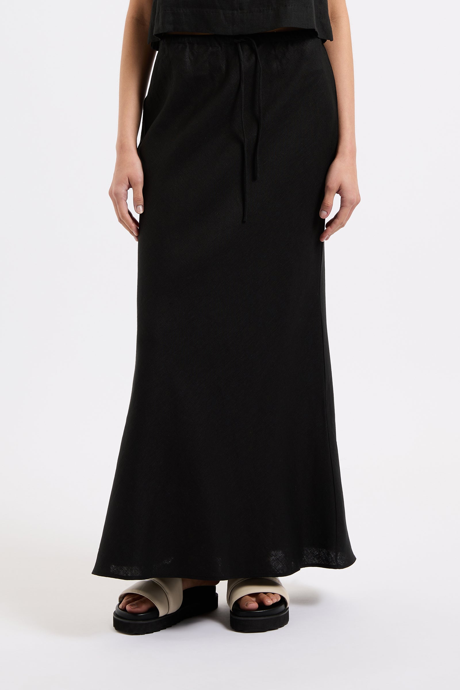 Amani Linen Skirt Black 